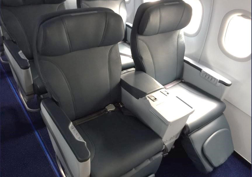 Типовое сидение (standard) бизнес-класса на борту авиалайнеров Airbus A320neo